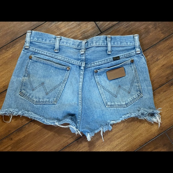 Wrangler Pants - Wrangler Cut Off Shorts